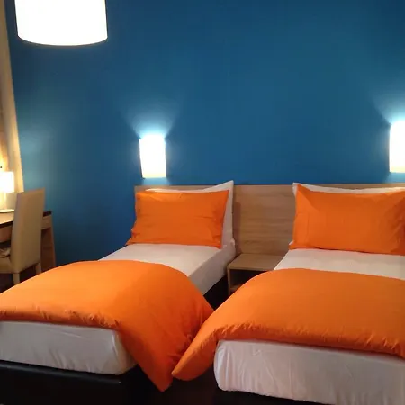 Bed & Breakfast Garni Betty 2*