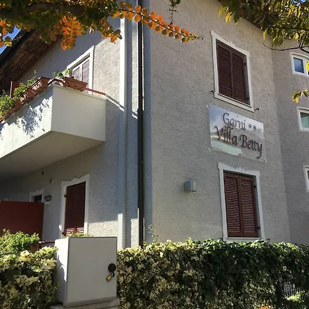 Bed and Breakfast Garni Betty