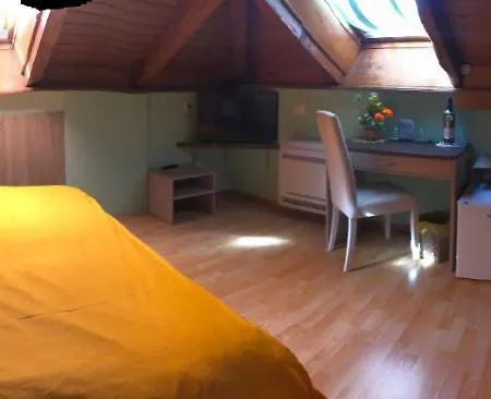 Garni Betty Bed and Breakfast 2*
